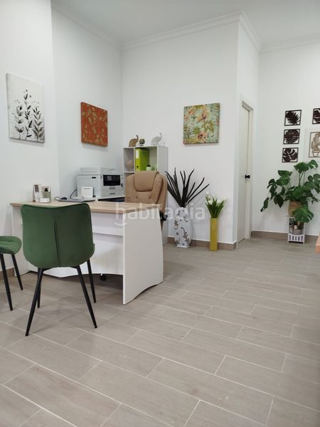 Foto d25b6c22-790e-4b92-8cf6-e40cf99aff62. Local comercial a Centro Chipiona