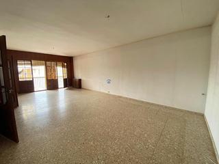 Appartement à Almendralejo. Gran piso en ricardo romero, almendralejo