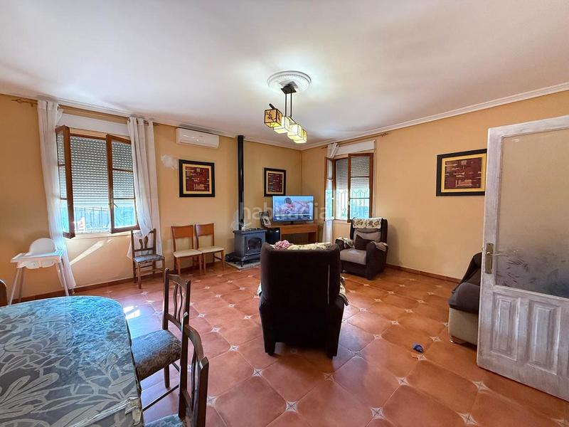 Foto 4a4e101a-6895-4cd8-877e-9bc8a05a29fa. Casa chalet no hipotecable en ctra de solana en Almendralejo