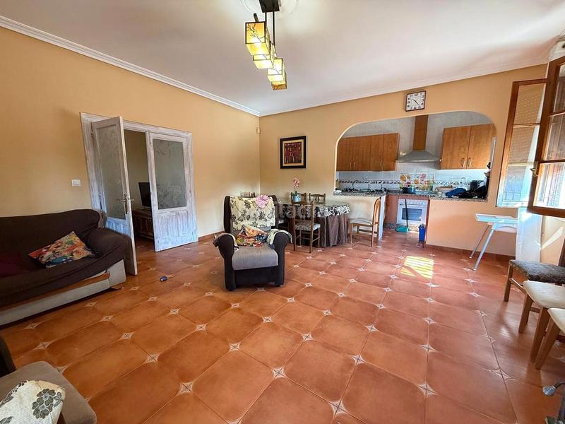 Foto dda8fed9-1da3-46b7-a3d3-49c8c80d2de3. Casa chalet no hipotecable en ctra de solana en Almendralejo