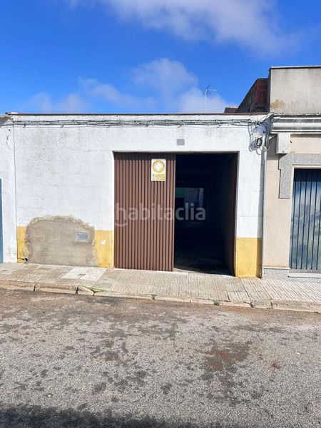 Foto bc15545e-30a6-43df-bdb4-14702ad0cf65. Nau industrial a Almendralejo