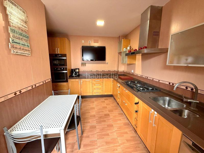 Foto 4e22240e-b7e0-4e6a-bca3-9a01154e6712. Casa a Almendralejo