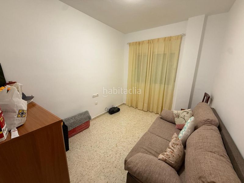 Foto edf29a7b-76fb-4583-8ea0-39de2ba6548a. Planta baixa a Almendralejo