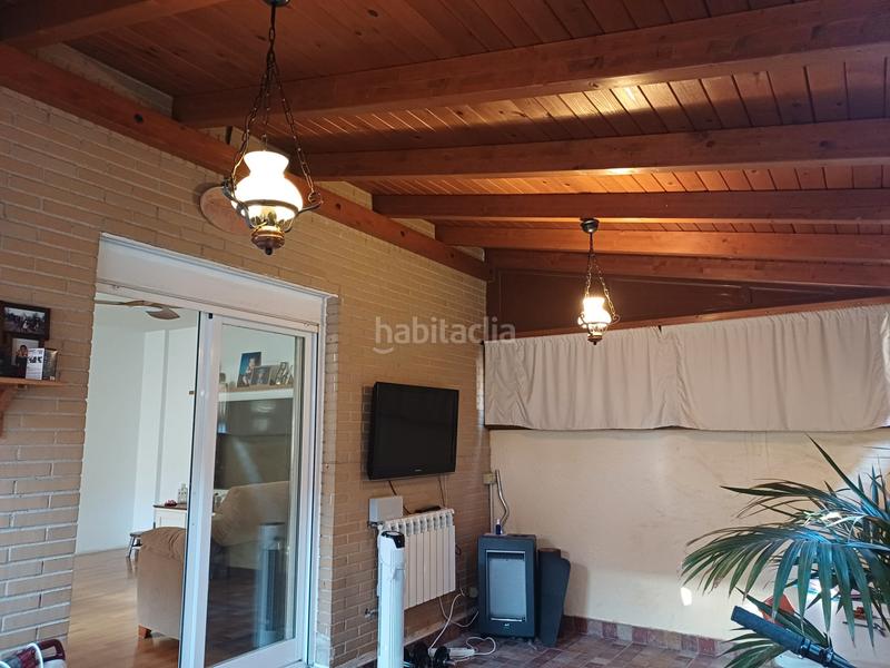 Foto 27ef16ab-cf1e-47e1-a3ef-1f38cb63b251. Casa pareada chalet pareado en venta en Camarma de Esteruelas