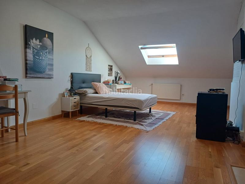 Foto b83b31f6-d210-4303-b04d-1a6574aba8c5. Casa pareada chalet pareado en venta en Camarma de Esteruelas