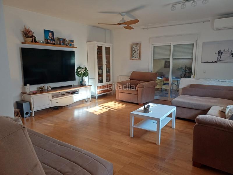 Foto f23d6e26-1305-499f-aa76-c017d2c971b1. Casa pareada chalet pareado en venta en Camarma de Esteruelas