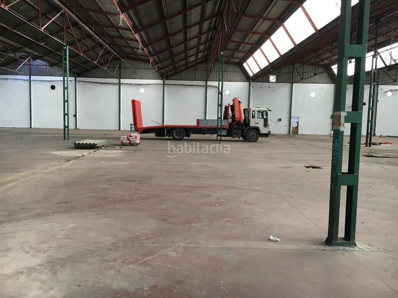 Foto 5faa7463-569d-4d12-ac24-09ac09807a59. Fabrikhalle in Segorbe