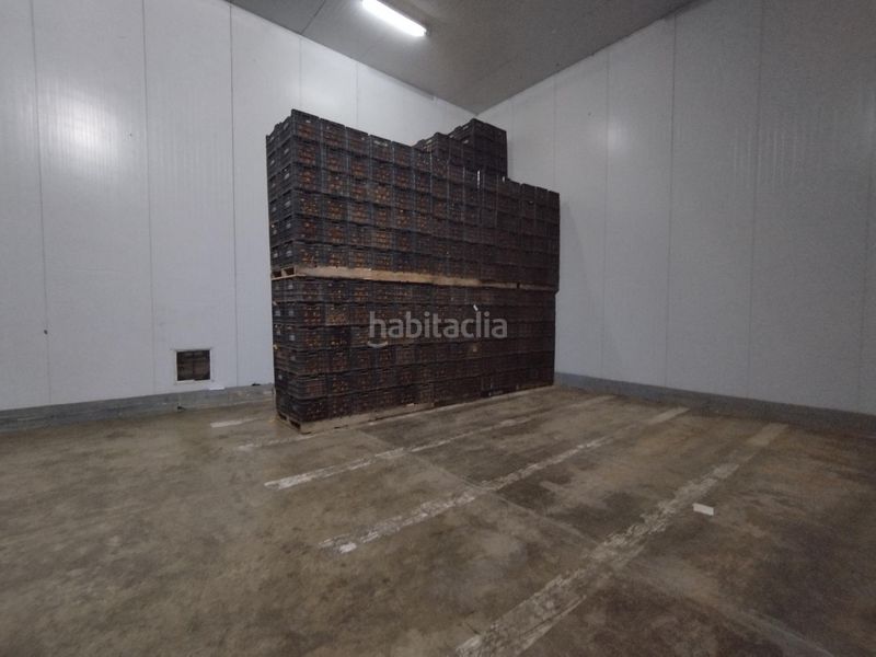 Foto 44f01356-f402-4aa6-9fb2-48a5dfe240ce. Nau industrial a Massamagrell