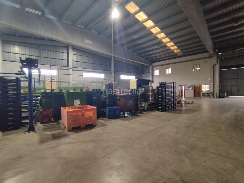 Foto 7a4cacd1-002e-4fac-9cbc-ae411768e3f2. Nau industrial a Massamagrell