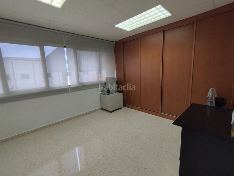 Foto ab47f51e-3868-45b9-9abc-7cbd0dd51ebb. Nau industrial a Massamagrell