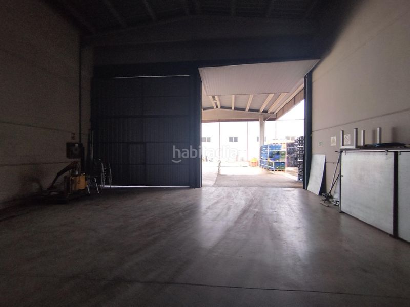 Foto e19d5ddb-51f7-4493-bd7f-33a6167768c1. Nau industrial a Massamagrell