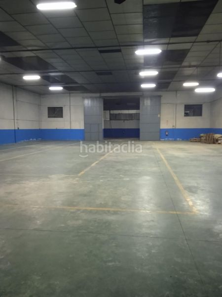 Foto e6f7ea1c-db68-49e9-b7e0-3cfba46e5a08. Location bâtiment à usage industriel dans Metro - Auditorio Paiporta
