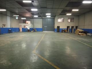 Miete Fabrikhalle in Metro - Auditorio. 2 naves de 1534m2 en paiporta