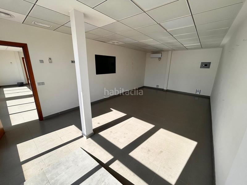 Foto 037e7e08-8671-4c59-8ea5-e1f76ee257fc. Affitto ufficio in Centro Ciudad Paterna