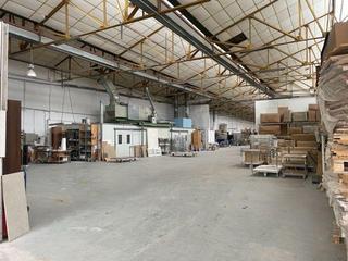 Lloguer Nau industrial a Silla. Nave de 2800m2 en silla