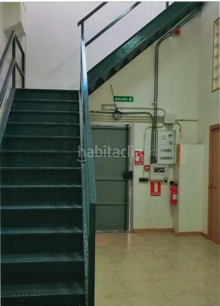 Foto a7525c95-2146-44bc-bdac-47a241df6571. Location bâtiment à usage industriel dans Centro Bétera