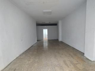 Lloguer Local Comercial a Fontanares 39