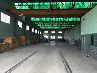 Nau industrial a Centro. Nave en alquiler y venta 3000m2 chiva puente grúa