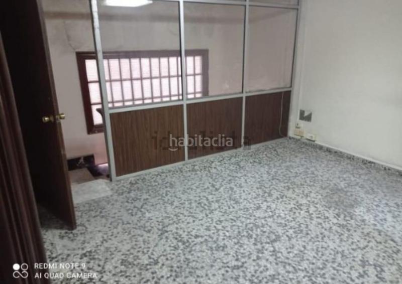 Foto 3ae2e9d0-8bfe-4e08-b973-db957f62a91c. Affitto capannone industriale in Centro Xirivella