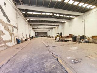 Lloguer Nau industrial a Quart de Poblet. Nave de 1548m2 en quart de poblet