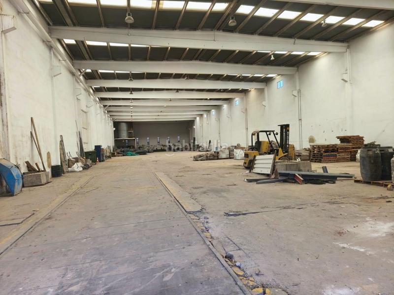 Foto 83150d0a-fcc9-4f76-b12c-6a371db65f52. Miete fabrikhalle in Quart de Poblet