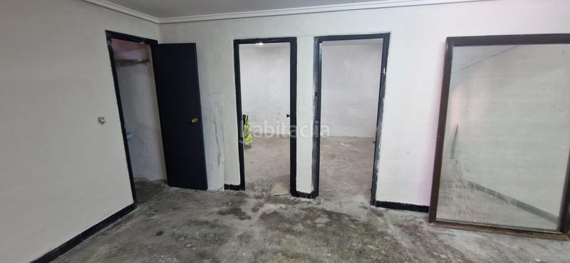 Foto 5cec4a7e-01f2-4bba-8744-40dfab8526cc. Fabrikhalle in Silla