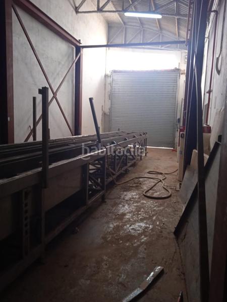 Foto bcc0f678-38b0-443e-8345-521da7b79c9c. Bâtiment à usage industriel dans Beniparrell