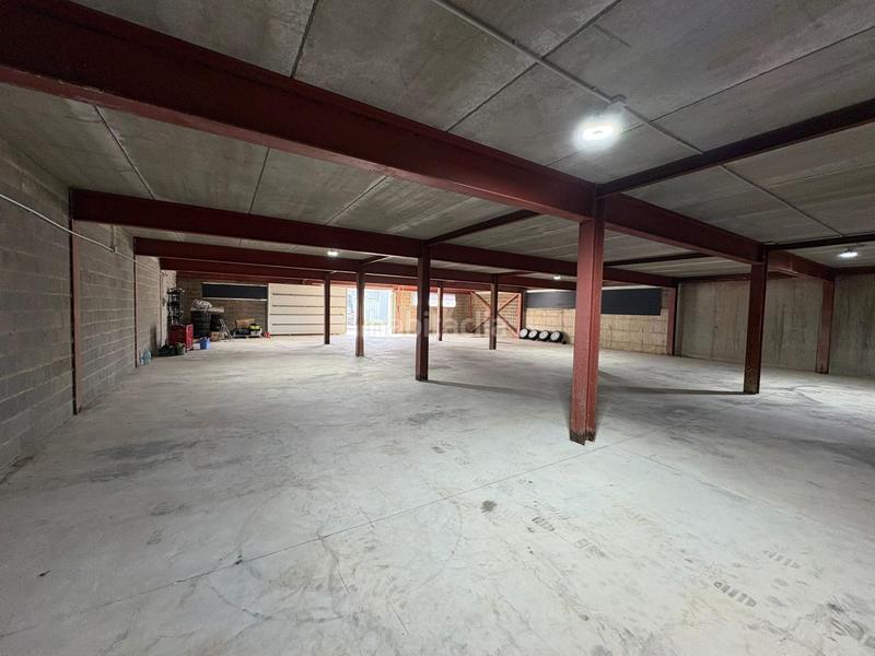 Foto 9764953b-daa6-4dd5-a995-e254fbf2e370. Alquiler local comercial planta sótano ideal almacén o parking coches parque tecnológico en Paterna