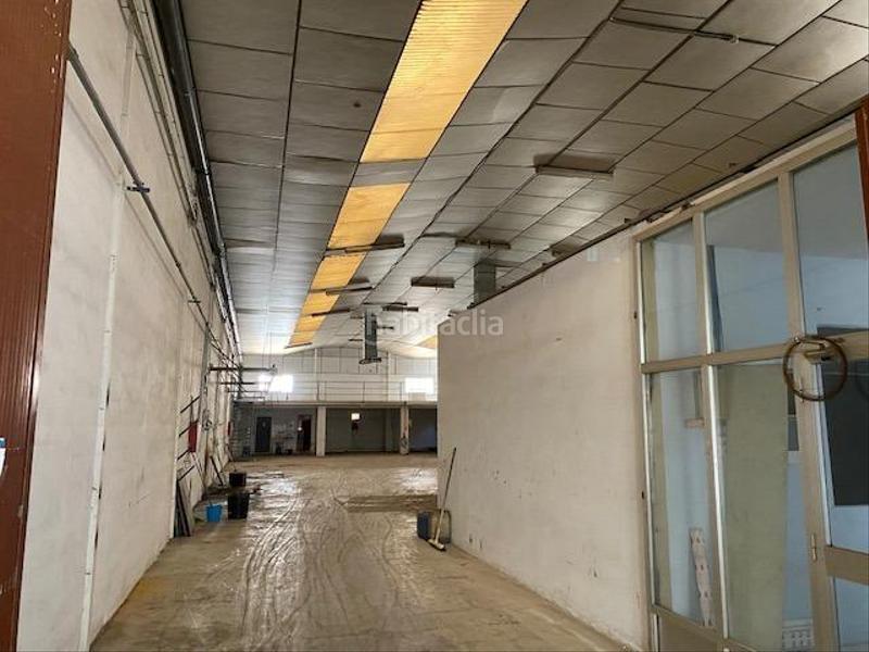 Foto 8e7e710f-8ad0-462d-9dd7-1281a8fbb5ae. Location local commercial dans calle vila de madrid 42 dans Paterna