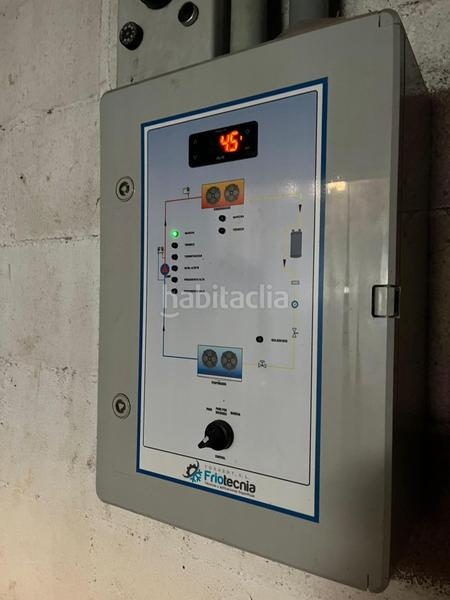 Foto 2b5e4818-0e8c-4a29-8647-01920152603c. Miete fabrikhalle in Fuente del Jarro Paterna