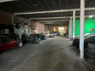 Miete Fabrikhalle in Fuente del Jarro. Nave de 1000m2 paterna cámara de conservación