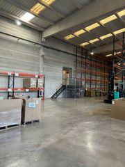 Industrial building in Fuente del Jarro