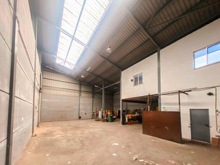 Affitto Capannone industriale in Doctor Palos - Alto Palancia. Nave de 440 m2 en sagunto