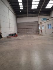 Miete Fabrikhalle in Alaquàs. Nave de 1087m2 en alaquas 2 muelles de carga