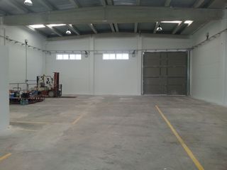 Affitto Capannone industriale in Centro - Ambulatorio. Nave de 685m2 paiporta. primera linea