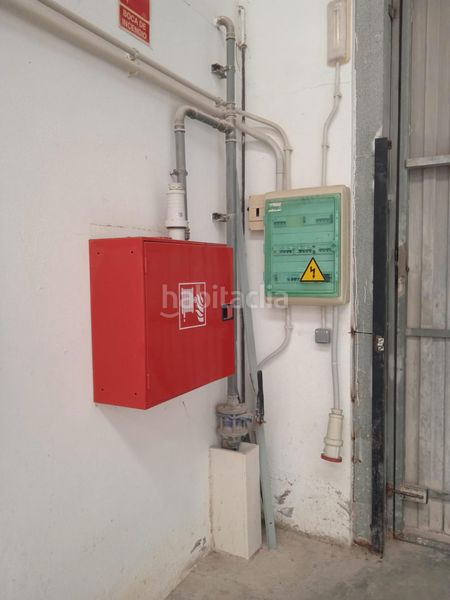 Foto 56431d73-1c9a-4dd8-be1b-2d7f2a99a7a4. Location bâtiment à usage industriel dans Museros
