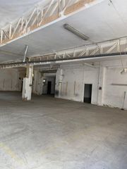Industrial building in Quart de Poblet. 2 naves de 500m2 venta en rentabilidad en quart de poblet