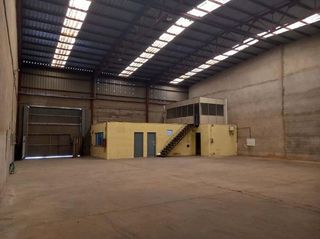 Lloguer Nau industrial a Quart de Poblet. Nave de 463m2 en quart de poblet