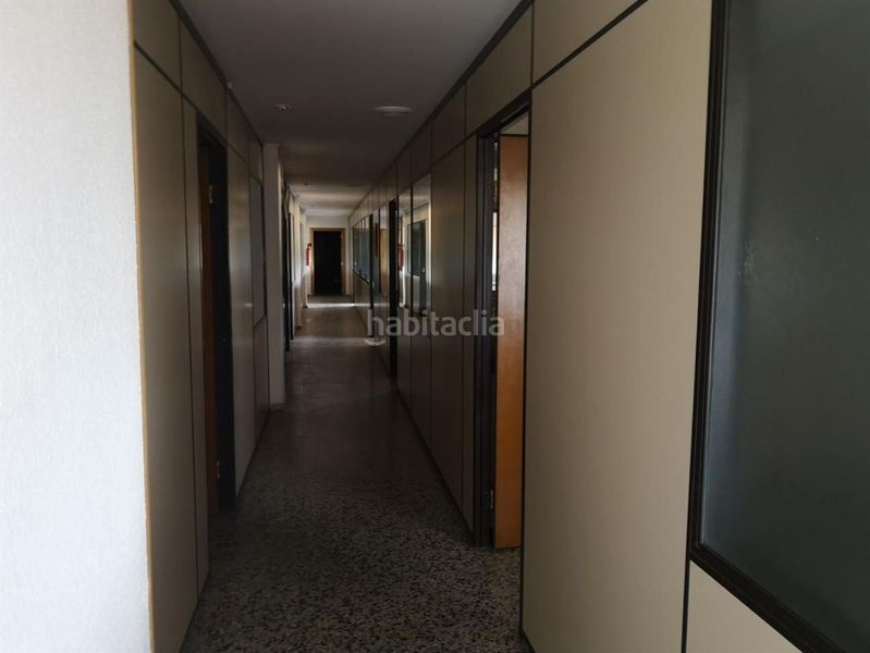 Foto f28b09c9-6b8a-4f89-a649-a7b96000c101. Local comercial a La Punta Valencia