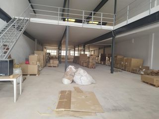 Nau industrial a Aldaia. Nave en venta de 1091 m2 en aldaia