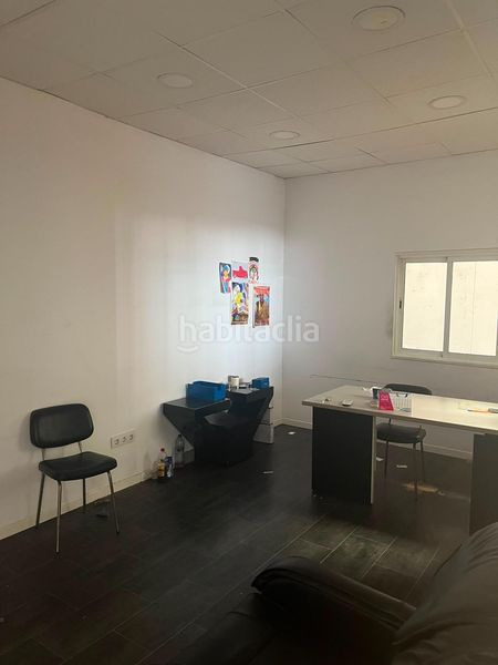 Foto b37c33aa-1d90-4f06-9fda-5755eb26550a. Rent industrial building in Aldaia