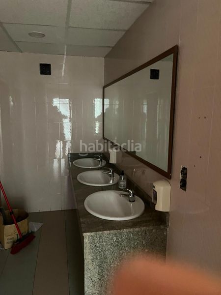 Foto d0ca3215-1f32-4d22-b9b2-ae1e66021285. Rent industrial building in Aldaia
