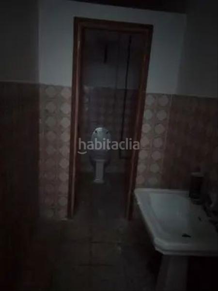 Foto f43660e1-dfa0-4676-b035-fc280e40229d. Location bâtiment à usage industriel dans Mora