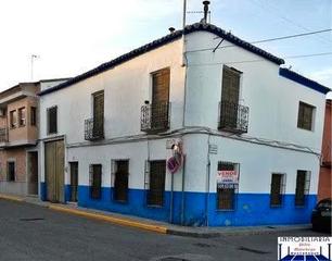 Casa a Mora. ¡¡ oferta !! casa en mora zona céntrica y idos calles