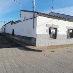 Casa a Orgaz. ¡¡ oferta !! casa con amplio patio