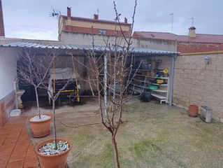 Chalet  Calle toledo. Se vende chalet amueblado en orgaz toledo