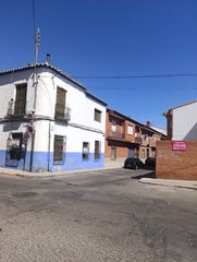 Casa  Calle santa lucía. Oferta de casa con 380m2