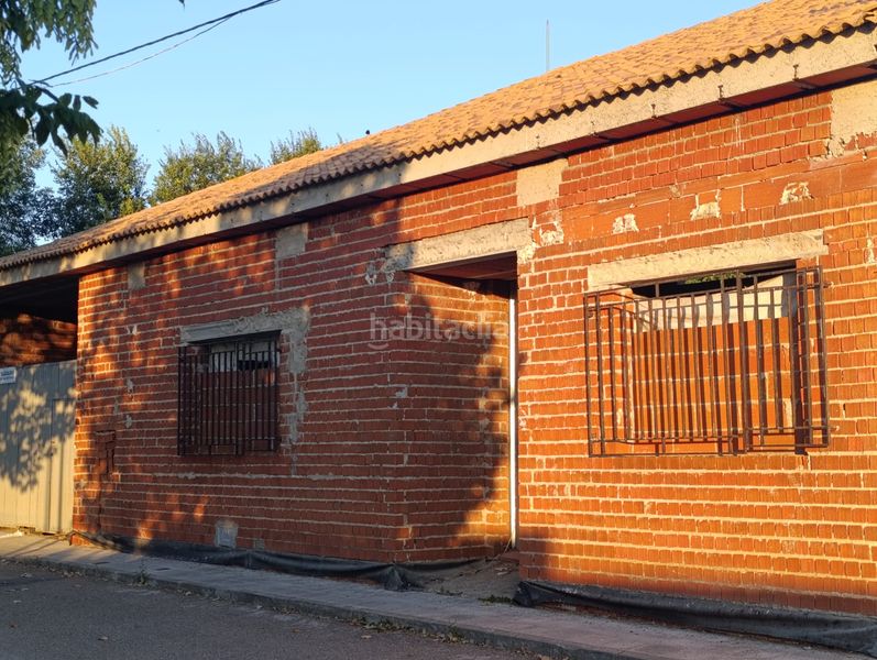 Foto c279ea3d-3e74-4ed9-b41d-2ff3759cc860. Xalet a Mascaraque