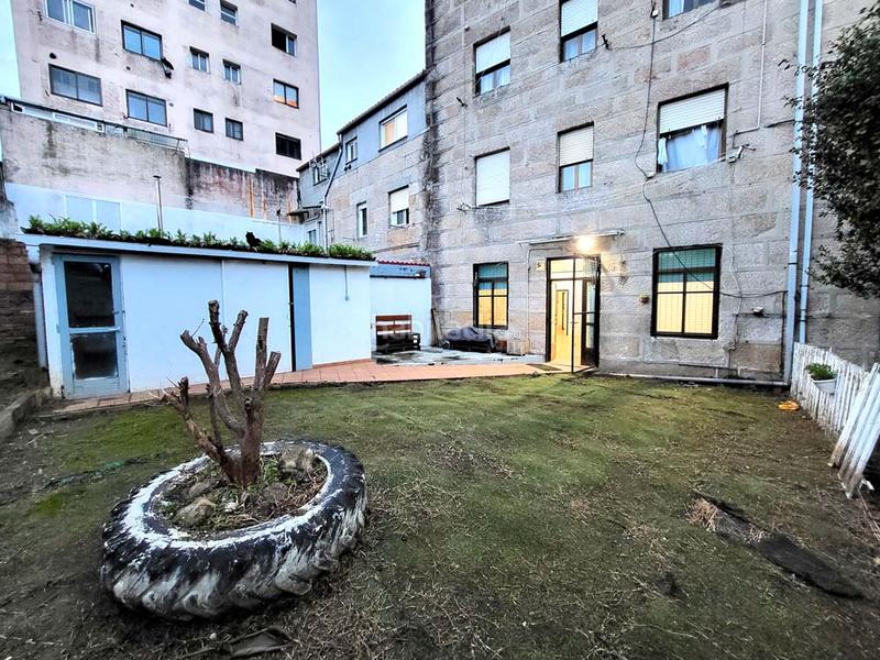 Foto 90245ce1-2e41-489d-9709-41f3eaebd9b0. Alquiler local comercial en rúa de roade 68 Alcabre. bajo a pie de calle y con patio trasero. en Vigo