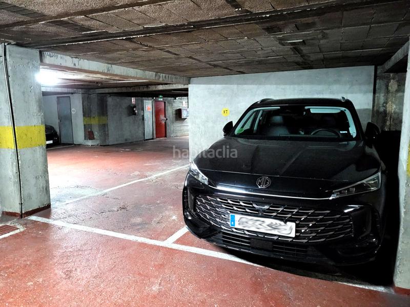 Foto fc6402de-3c13-48b0-8ffa-b8f9392b9ba8. Parking coche en rúa quintela 25 garaje en traviesas. oportunidad inversión. en Vigo